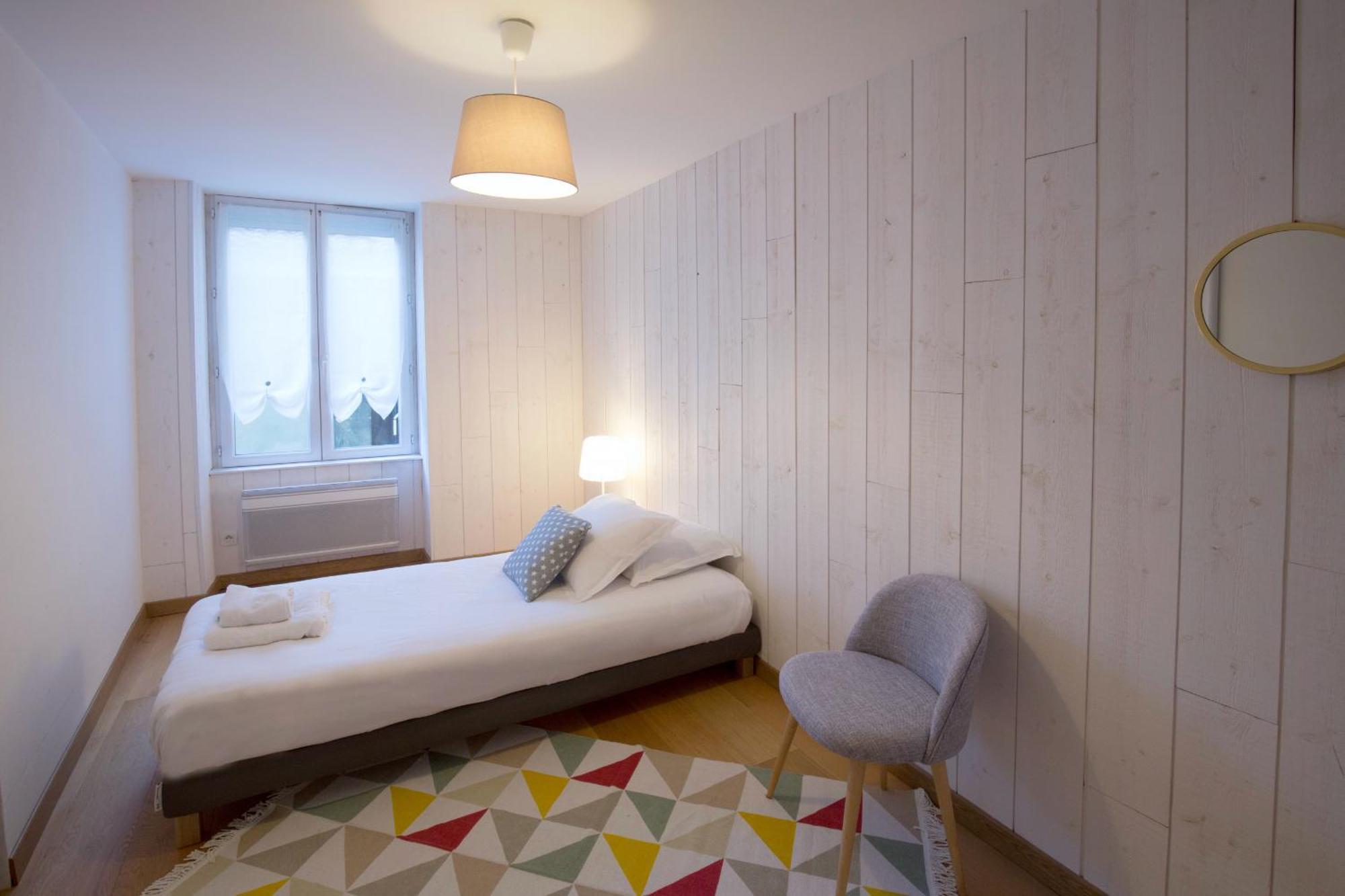 Appartement Sur Les Quais De Bordeaux Luaran gambar