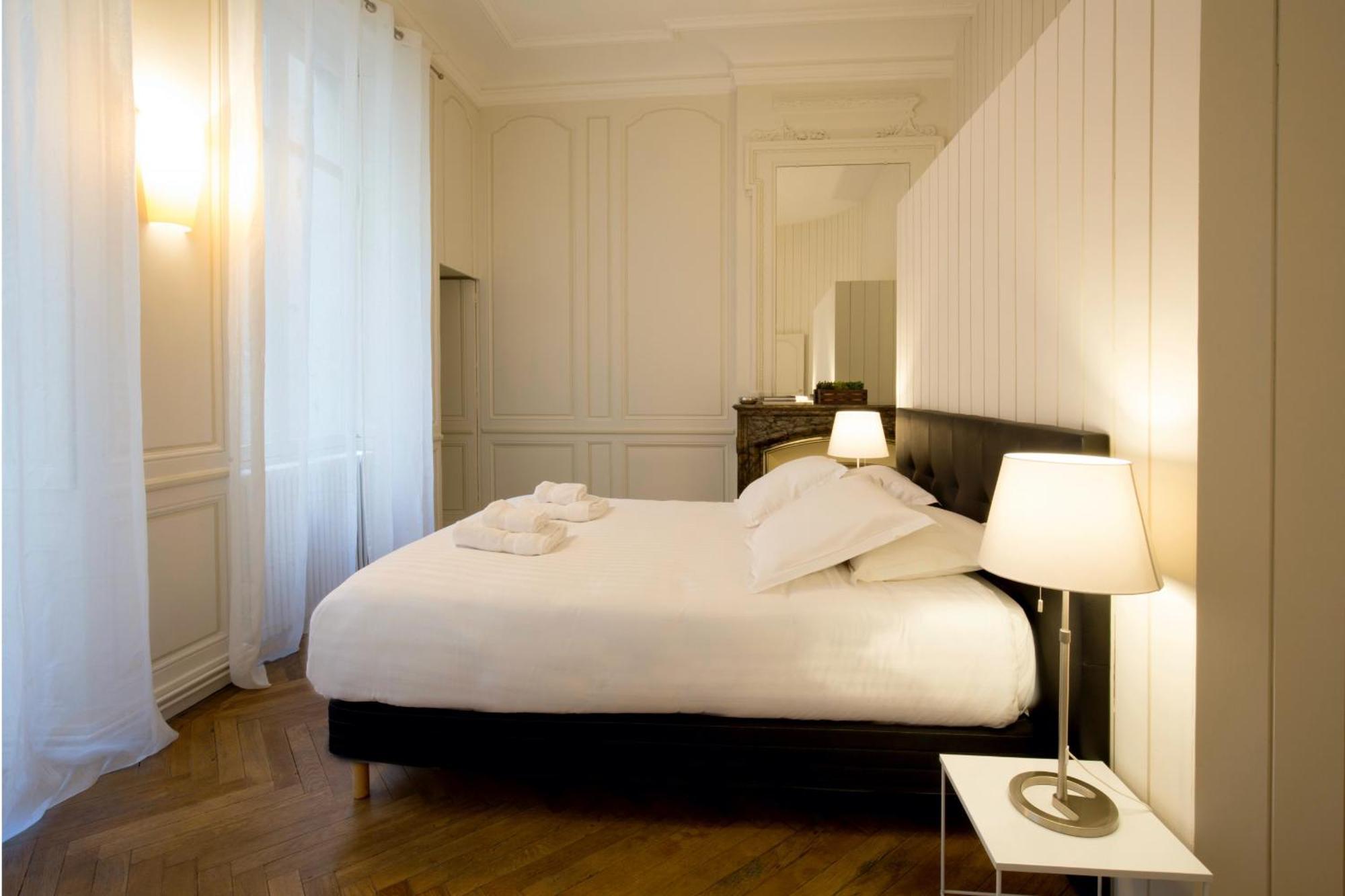 Appartement Sur Les Quais De Bordeaux Luaran gambar